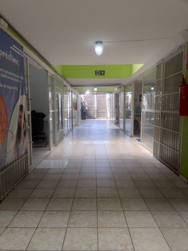 Vende-se Loja Comercial Em Venda Nova