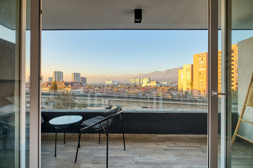 Edificio Lofty Vista Oriente Piso 5
