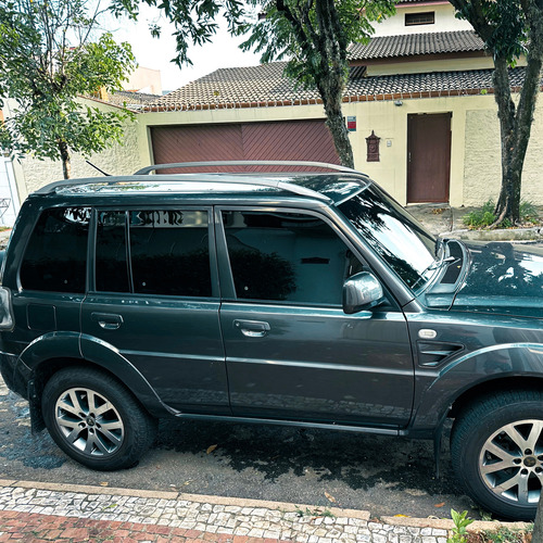 Mitsubishi Pajero TR4 2.0 Flex Aut. 5p
