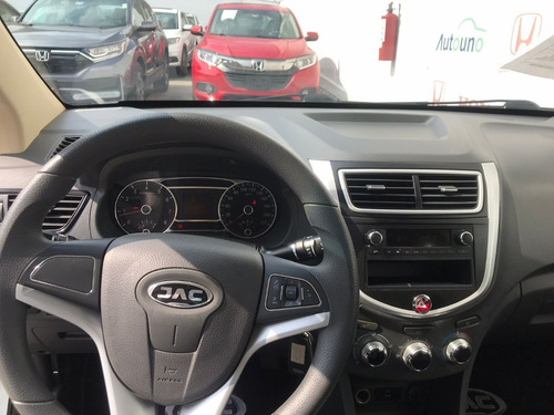 Imagen 11 de 15 de Jac J4 T/m 2021