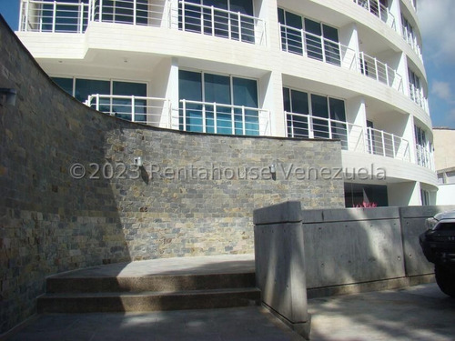 Apartamento En Venta 24-13751 En El Pedregal.