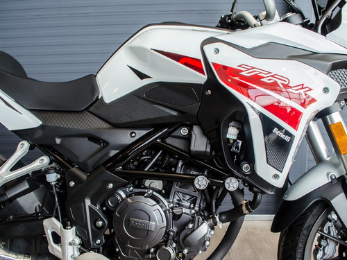 Imagen 16 de 25 de Benelli Trk 251 - Mejor Contado - Jj