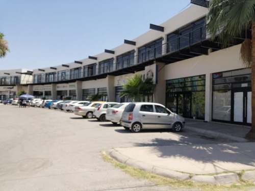 Local Comercial En Renta Los Cedros