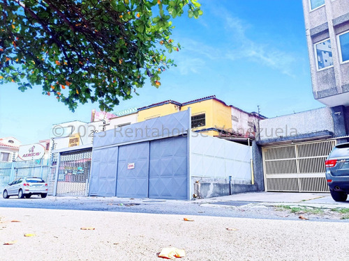 D Libertador Casa Local Comercial En Venta En Bello Monte 400 M2 Calle Donde Funcionan Empresa De Envío, Ferretería, Talleres, Auto Periquitos, Clínica Y Comercios Entrada Salida Autopista Fajardo