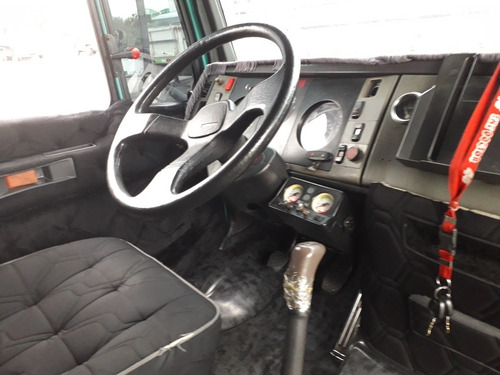 Mercedes Benz 1621