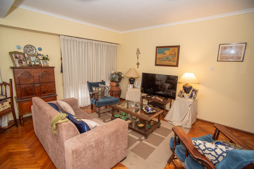 Venta Semipiso Elegante 2 Dormitorios