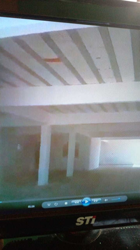 Imagem 2 de 9 de Vendo Ou Troco Casa