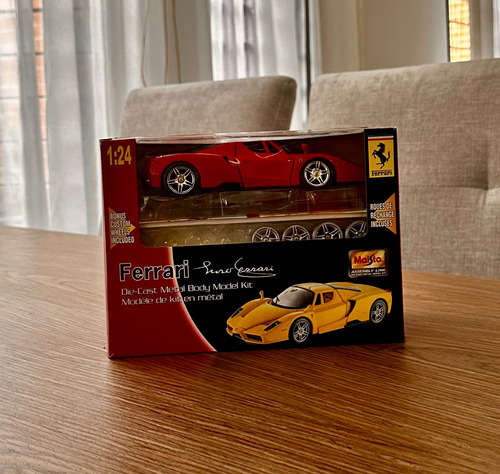 Ferrari A Escala