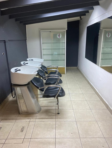 Excelente Casa Comercial, Mejor Ubicación Imposible