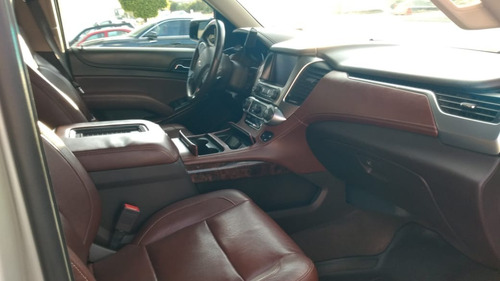 Imagen 8 de 15 de Chevrolet Suburban Ltz 2016
