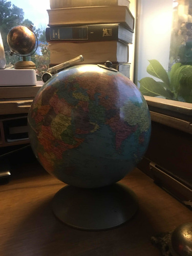 Imagen 4 de 6 de Globo Terráqueo Antiguo 35 Cm Marcas Del Paso Del Tiempo