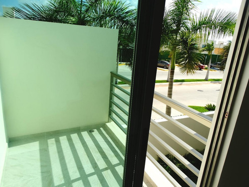 Imagen 14 de 24 de Venta Casa Windsor 3 Recámaras En Av Huayacàn, Long Island, Kings Townhouses Cancùn