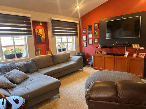 Casa En Venta En Metepec, Residencial Campo Viejo, 4 Recámaras, Terraza Y Jardín