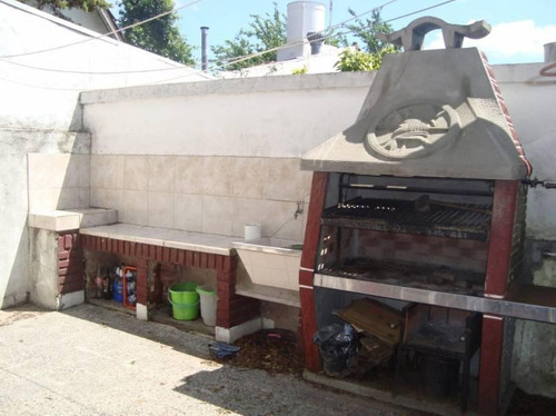 Imagen 16 de 19 de Lote De 650 M2 Con Casa A Reciclar 5 Ambientes - Venta - Ituzaingo Norte - Permuta