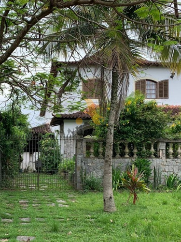 Imagem 2 de 30 de Venda - Alto Padrão - Condomínio Sta Lucia - Casa Duplex, 2frentes, 365m², Salão, 4qtos (2suítes), Piscina, Churrasqueira. Excelente Localização. 3vgs - Sqa1554i - 34732749