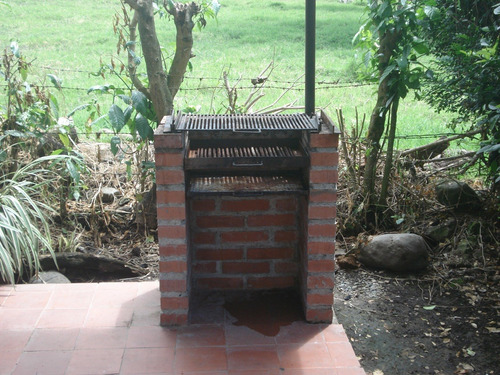Alquiler De Finca En Santagueda -para 18 Personas Tarifa Noche
