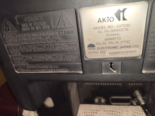 Televisor Akio 53tc92 De 19 Pulgadas Con Control Remoto (Usado)