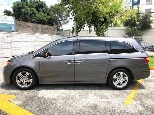 Imagen 2 de 15 de Honda Odyssey Touring 2013 Piel Dvd Factura Agencia Honda
