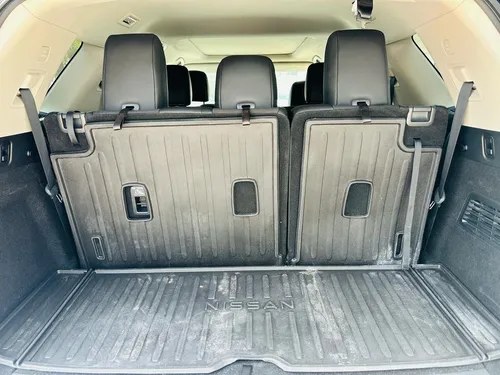 Nissan Pathfinder 3.5 Platinum At