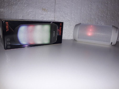 Parlante Portatil Bluetooth Bt Speaker