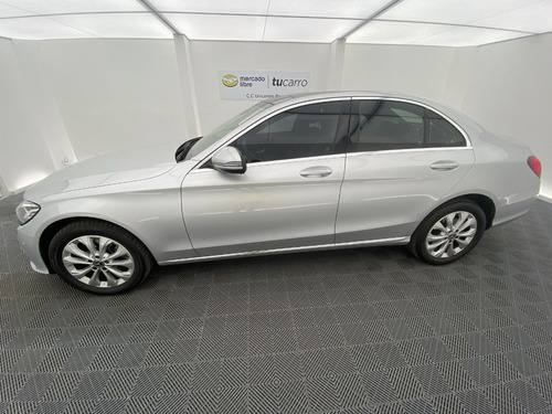 Imagen 3 de 25 de Mercedes Benz C200 2.0 Cgi Exclusive