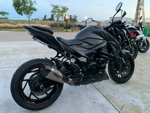 Suzuki Gsxs 750