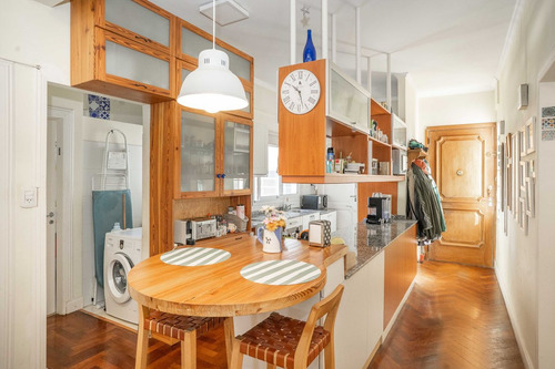 Departamento Reciclado Con Balcón Y Cochera Olivos