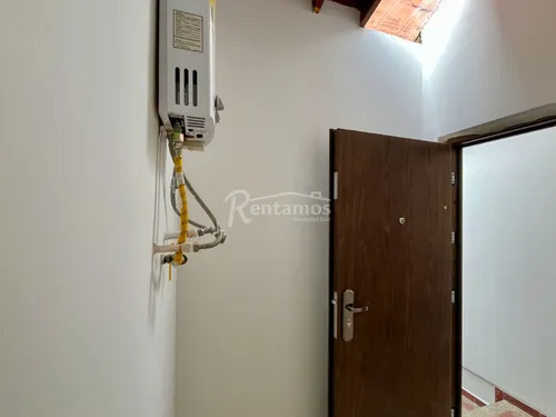 Apartamento En Venta En Loma De Los Parra. Cod V775671