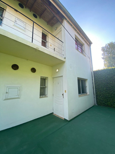Departamentos En Complejo En Venta En Bella Vista!!!