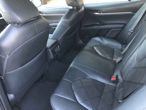 Imagen 8 de 15 de Toyota Camry 2018 4p Xle L4/2.5 Aut Navi