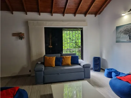 Vendo Apartamento En Laureles, La Almeria