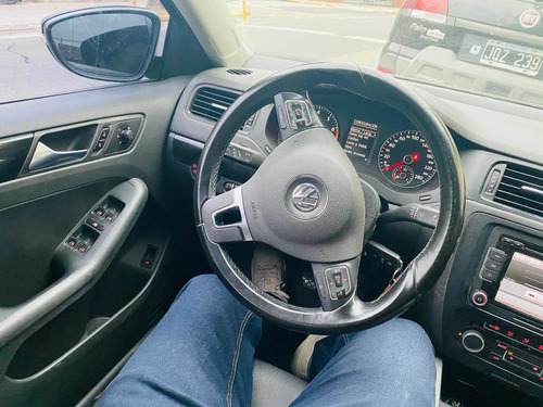 Volkswagen Vento 2.5 Luxury 170cv 2012
