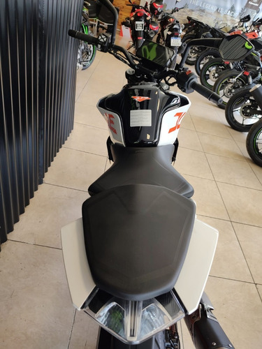 Imagen 17 de 18 de Ktm Duke 390 (no Yamaha Mt03 Kawasaki Z400) Tomo Permuta