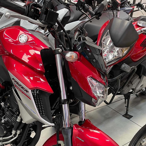 Imagem 9 de 10 de Yamaha Fazer 250 Abs