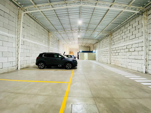 Bodega Nueva, La Mejor Conectividad, 550 M2