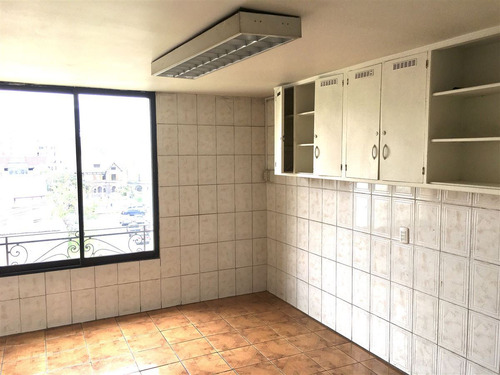 270 M2! Amplia Oficina Duplex En Arriendo En Providencia