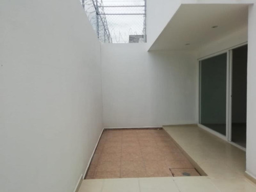 Imagen 9 de 11 de Casa Sola En Renta Villas De Bernalejo