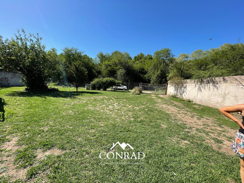 La Granja - Casa En Venta De Cuatro Dormitorios Con Pileta