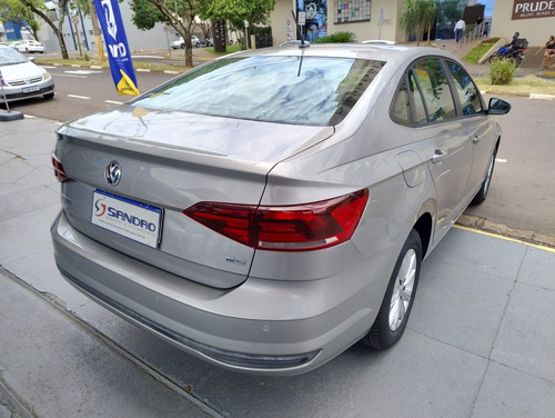 Volkswagen Virtus 1.6 MSI Flex 16V 5p Mec.