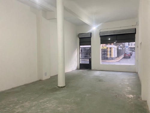 Venta De Local Comercial Con Renta En Ciudad Vieja Calle Ciudadela