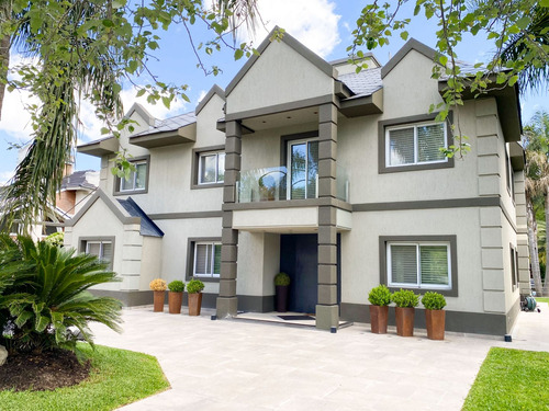 Casa En Venta Saint Thomas Sur Canning