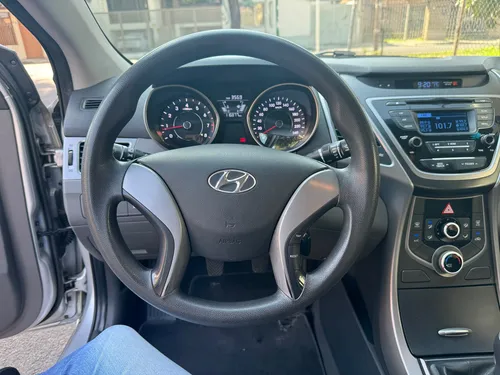 Hyundai Elantra 1.8 Gls Mt