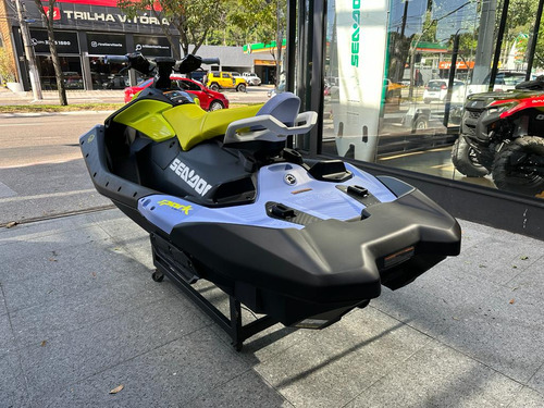 Seadoo Jet Ski Spark Trixx 3up Com Som De Fábrica 2024
