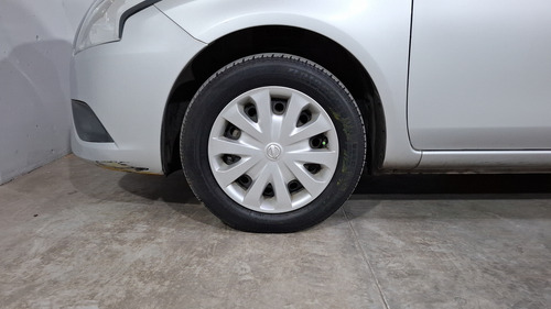 Nissan Versa 1.6 DRIVE AUTO