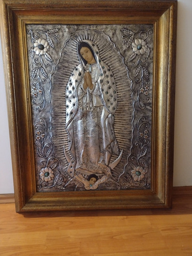 Icono Virgen De Guadalupe En Repujado De Metal Con Piedras