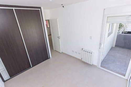 Imagen 10 de 13 de Venta Moderno Departamento 2 D Con Cochera