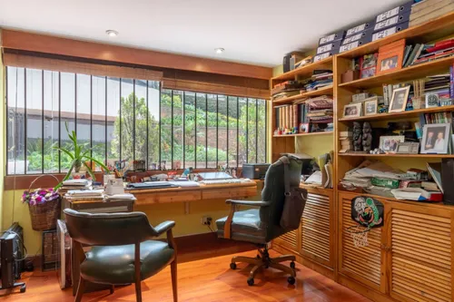 Apartamento En Venta En Los Rosales. Cod V22945