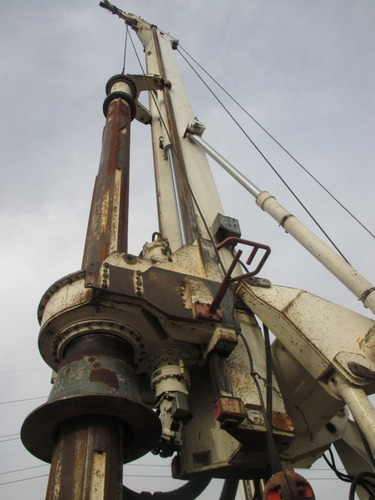 Imagen 8 de 14 de Piloteadora Soilmec R-210 Perforadora ($ Renta 28 Días)