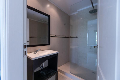 Casa De 5 Dormitorios En Venta En Solar Del Bosque. Canning-ezeiza-san Vicente.