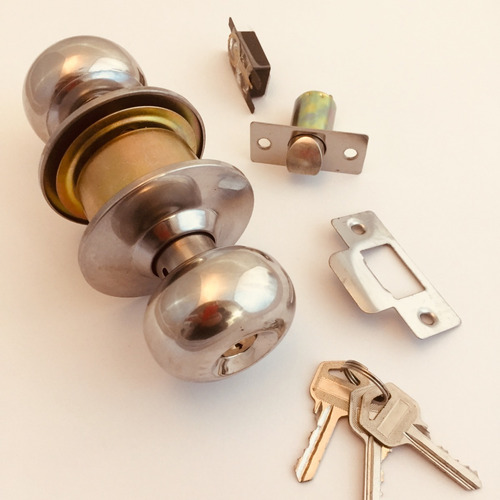 Imagen 1 de 3 de Pomo De Puerta Stronger Acero Inoxidable Brillo Con Llave
